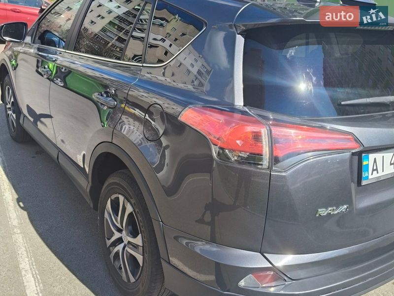 Внедорожник / Кроссовер Toyota RAV4 2016 в Броварах фото 3 Внедорожник / Кроссовер Toyota RAV4 2016 в Броварах