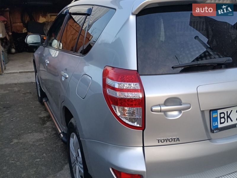 Внедорожник / Кроссовер Toyota RAV4 2009 в Ровно фото 15 Внедорожник / Кроссовер Toyota RAV4 2009 в Ровно