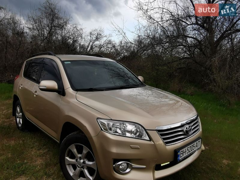 Внедорожник / Кроссовер Toyota RAV4 2011 в Одессе