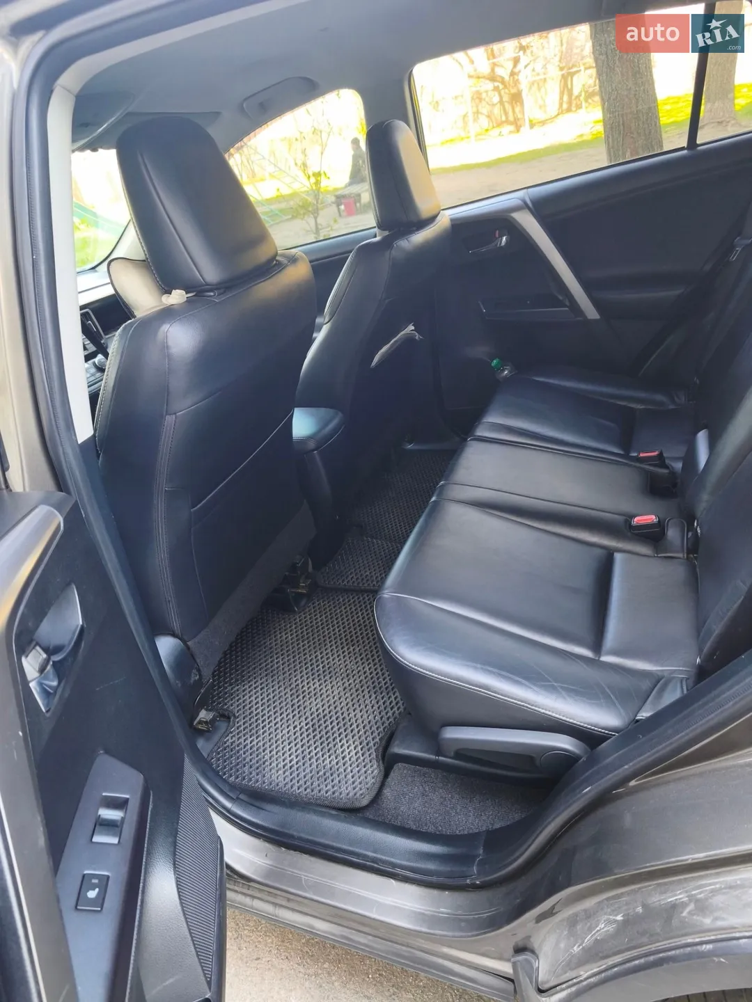 2016 Toyota RAV 4 - мініатюра 24