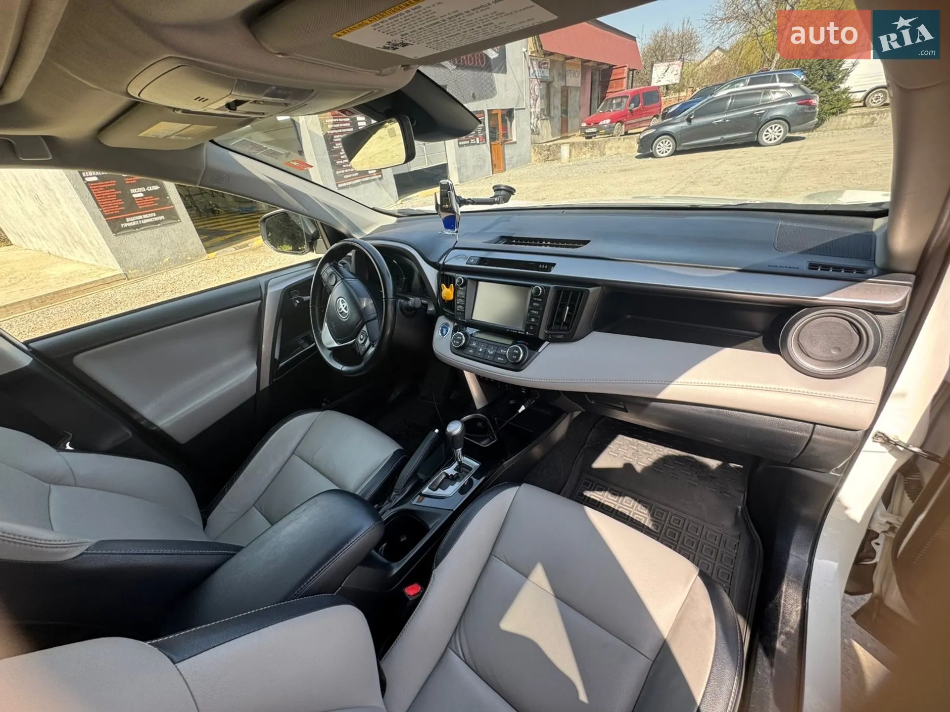 2018 Toyota RAV 4 - мініатюра 18