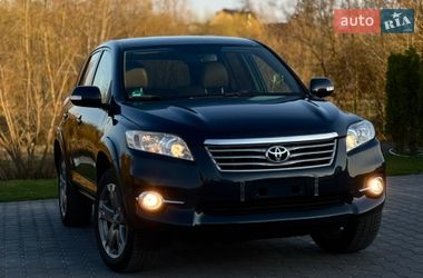 Внедорожник / Кроссовер Toyota RAV4 2011 в Тернополе