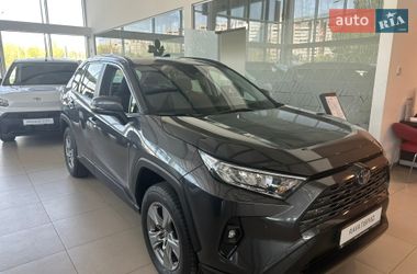 Внедорожник / Кроссовер Toyota RAV4 2025 в Днепре