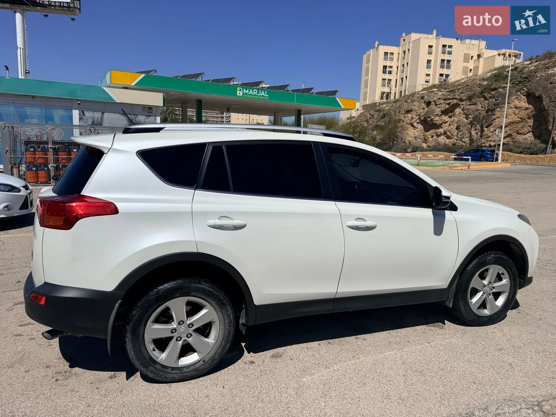 2014 Toyota RAV 4 - мініатюра 8