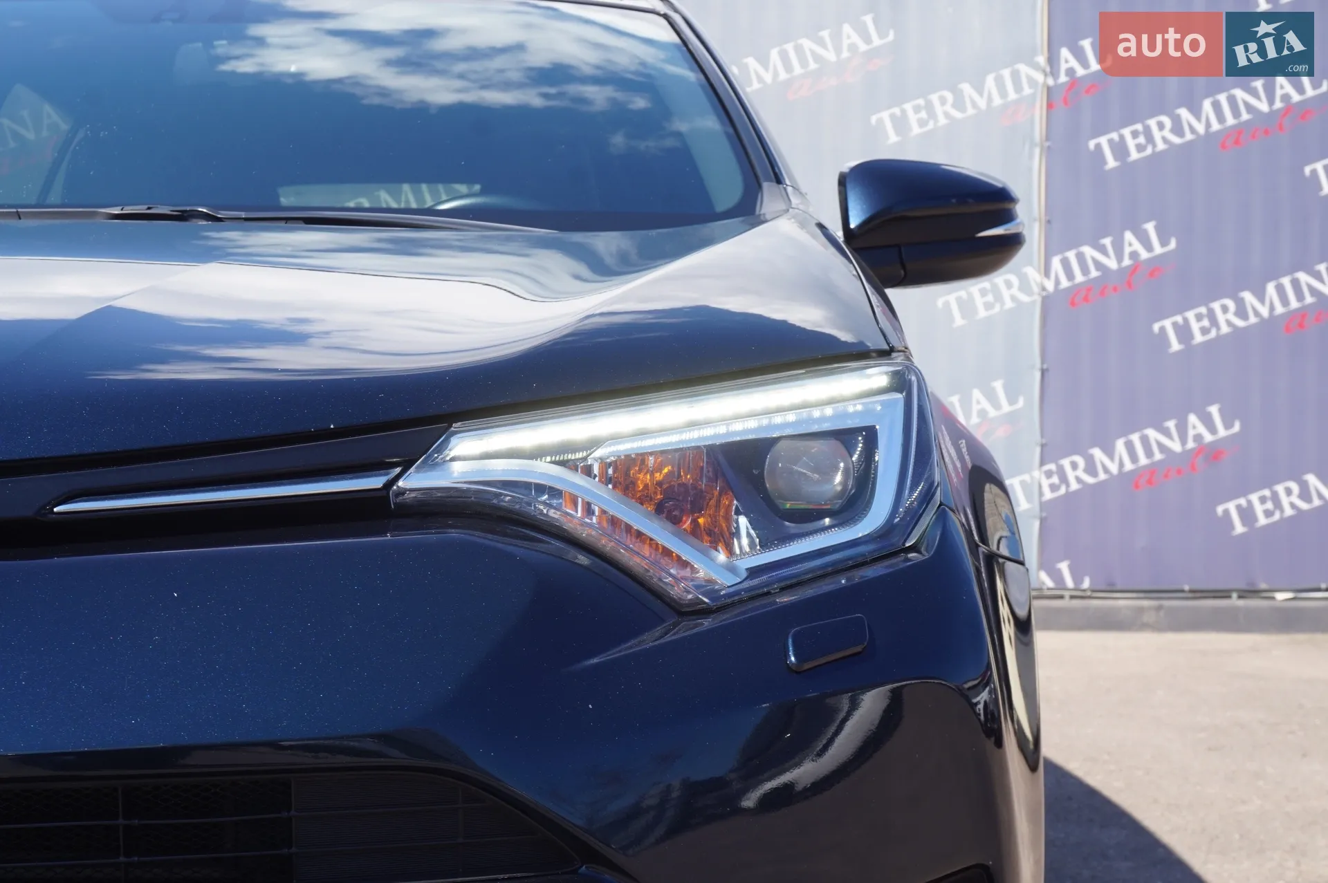 2017 Toyota RAV 4 - мініатюра 13