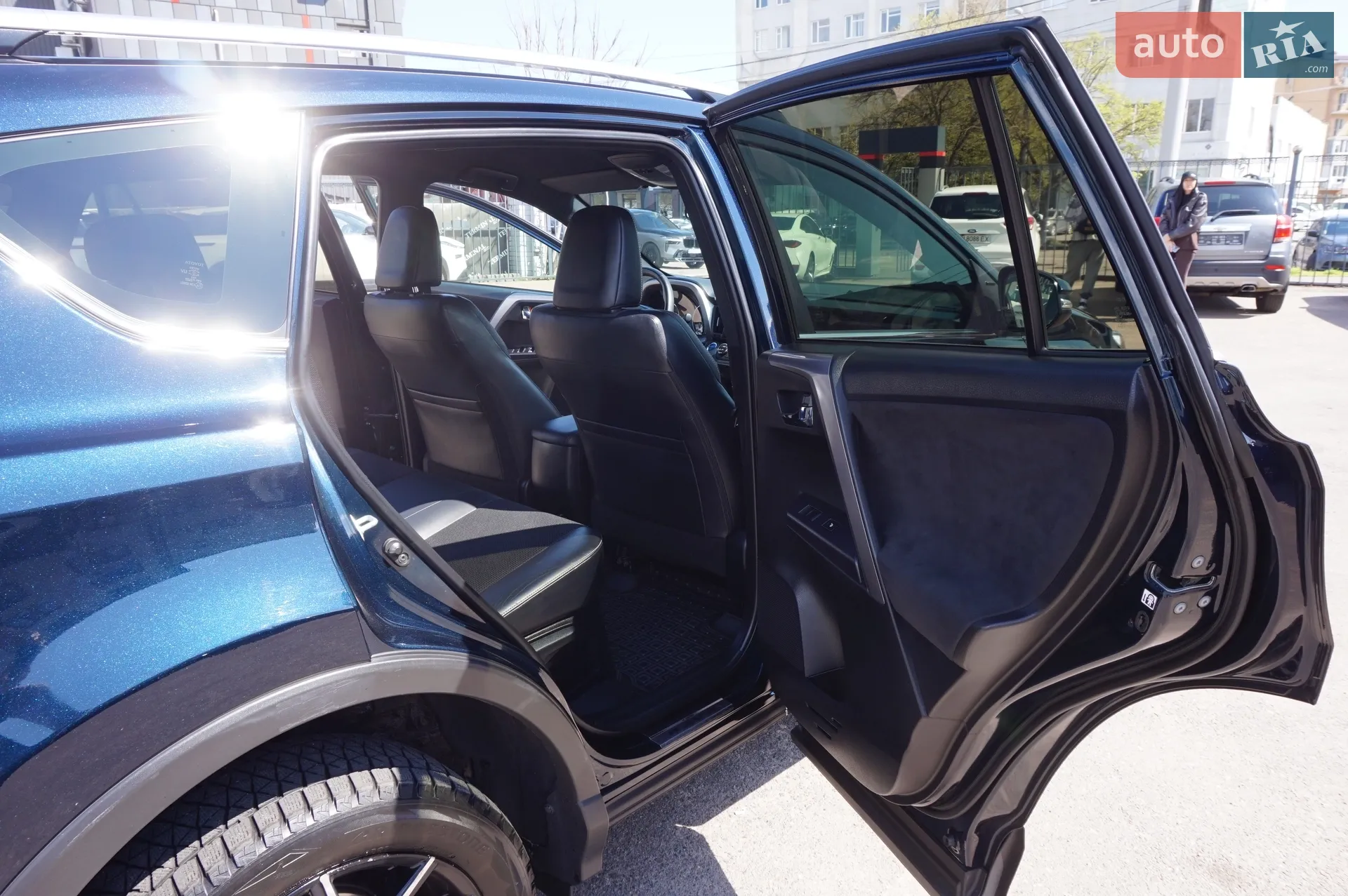 2017 Toyota RAV 4 - мініатюра 25