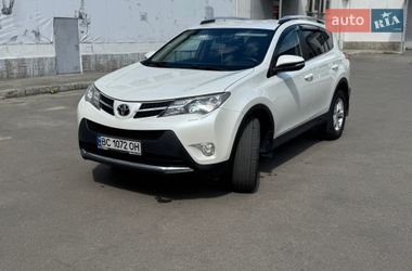 Внедорожник / Кроссовер Toyota RAV4 2014 в Львове