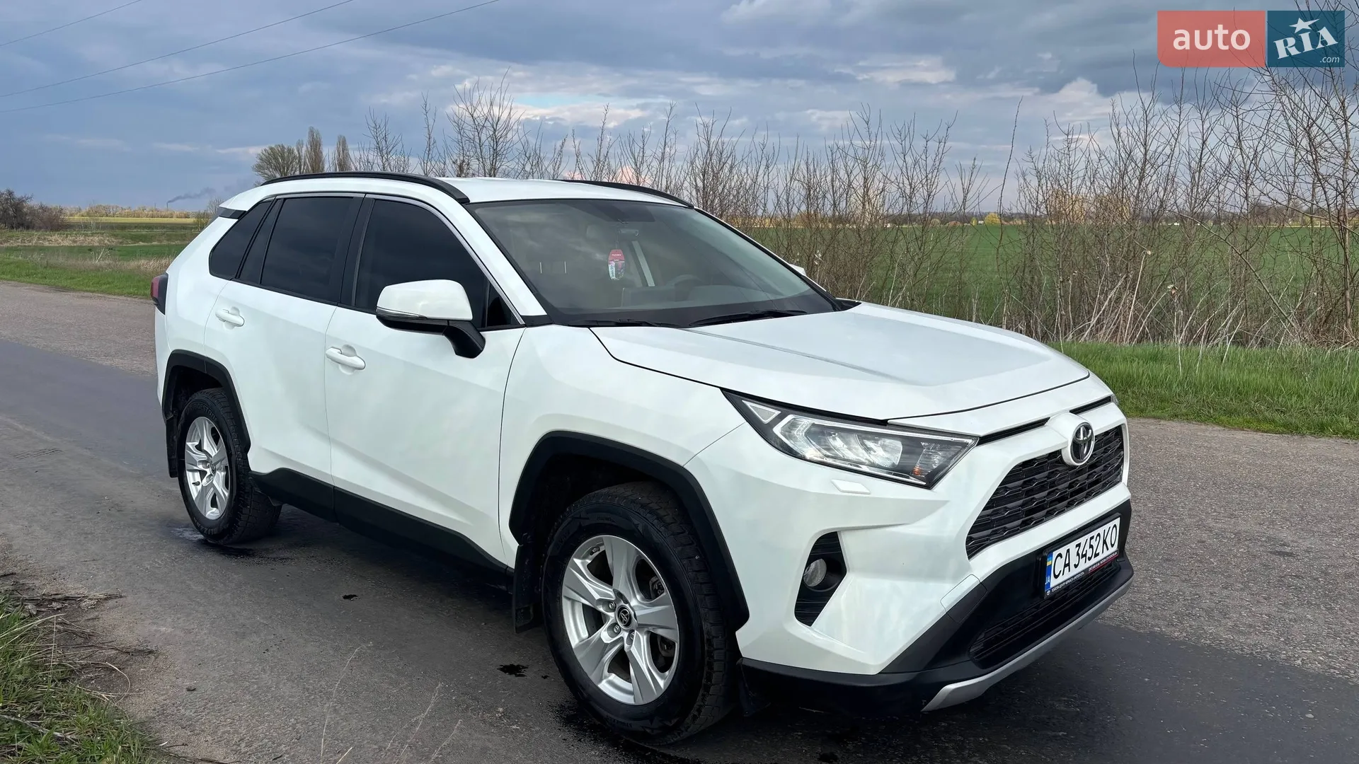 2019 Toyota RAV 4 - мініатюра 18