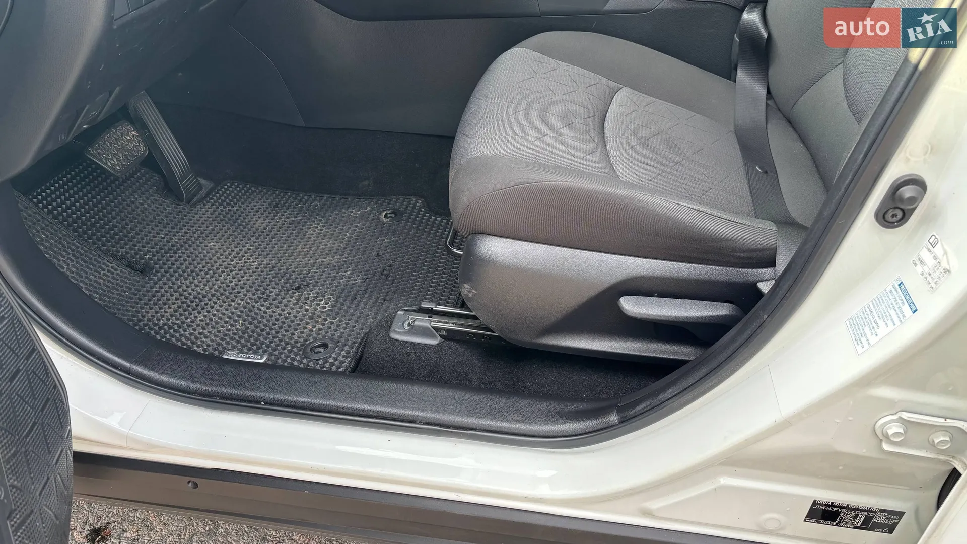 2019 Toyota RAV 4 - мініатюра 31