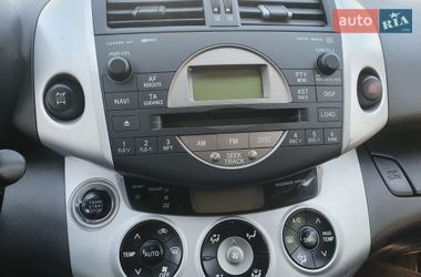 Внедорожник / Кроссовер Toyota RAV4 2007 в Киеве