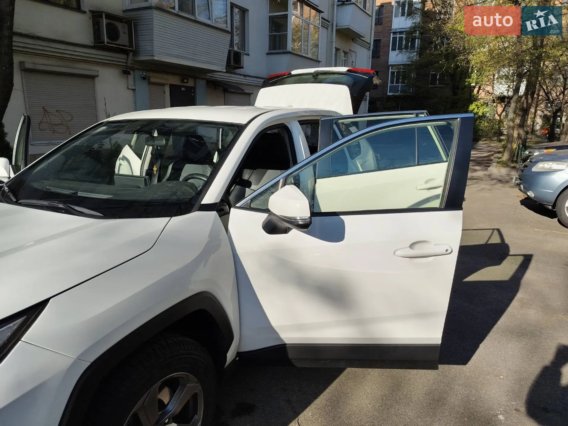 2018 Toyota RAV 4 - мініатюра 11