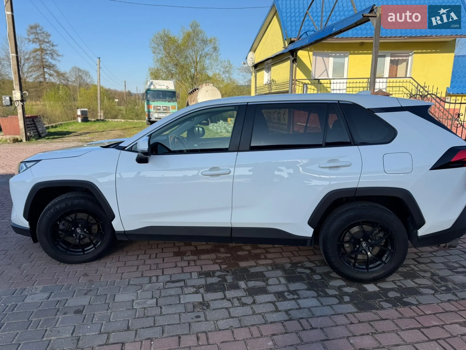 2020 Toyota RAV 4 - мініатюра 20