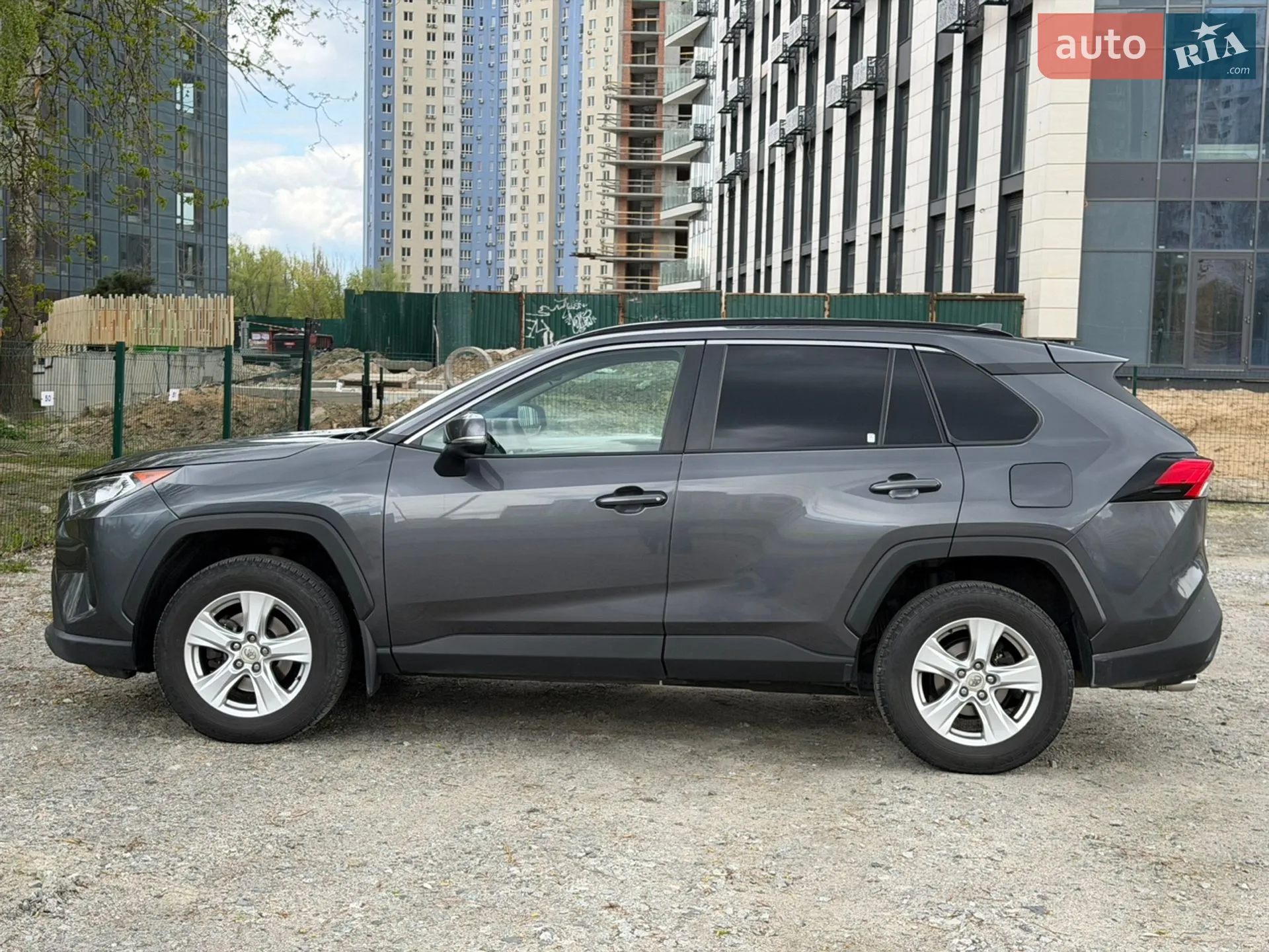2019 Toyota RAV 4 - мініатюра 8