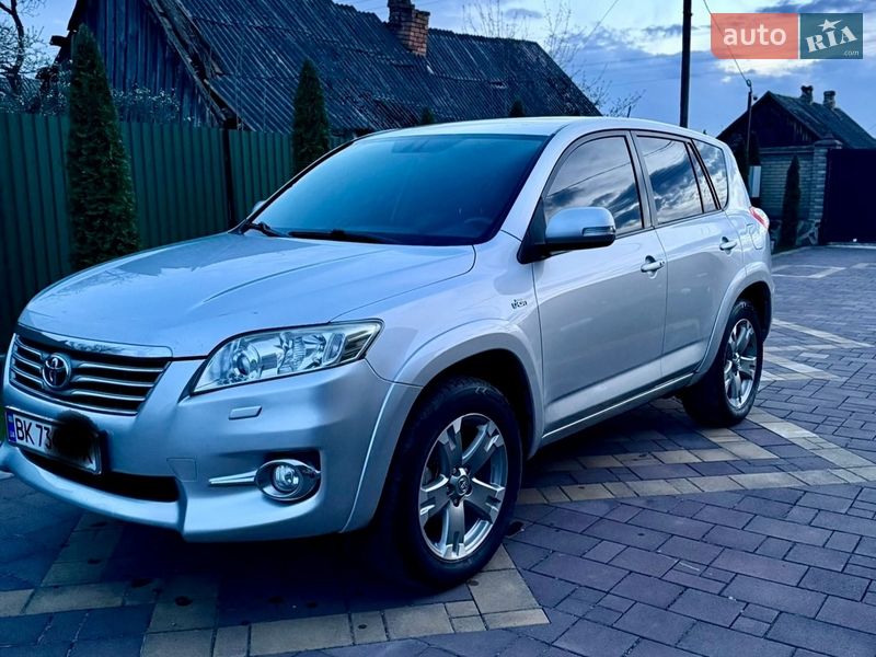 Toyota RAV4 2012