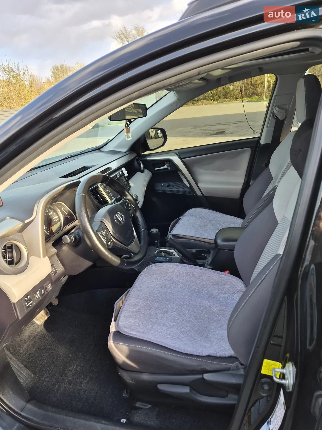 2015 Toyota RAV 4 - мініатюра 9