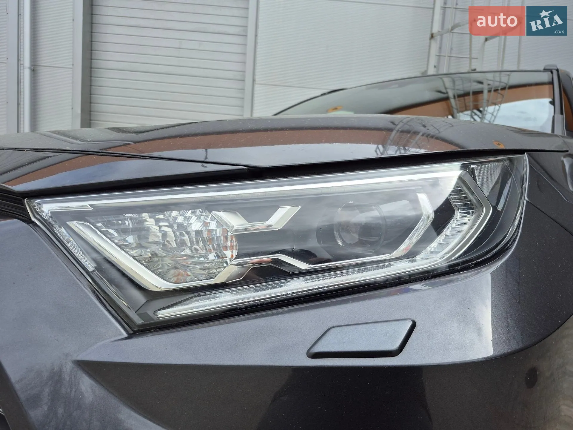 2019 Toyota RAV 4 - мініатюра 6