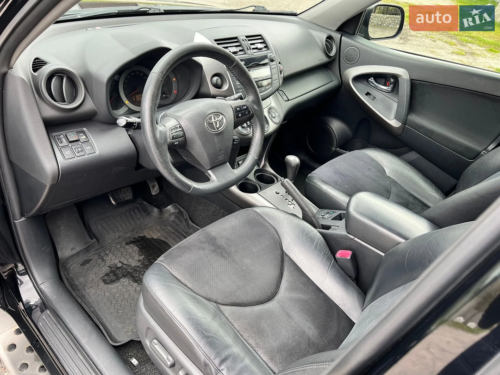 2010 Toyota RAV 4 - мініатюра 38