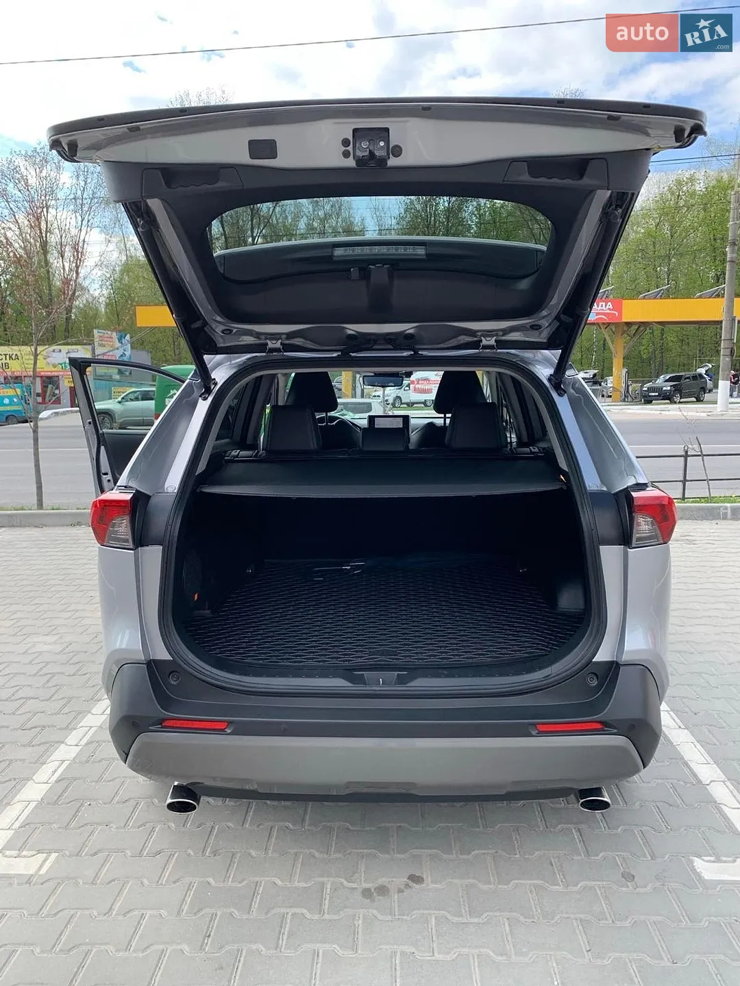 2020 Toyota RAV 4 - мініатюра 6