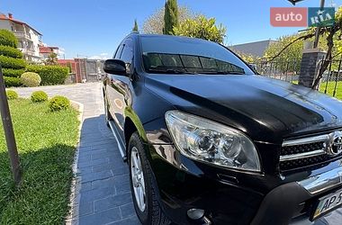 Внедорожник / Кроссовер Toyota RAV4 2007 в Черновцах