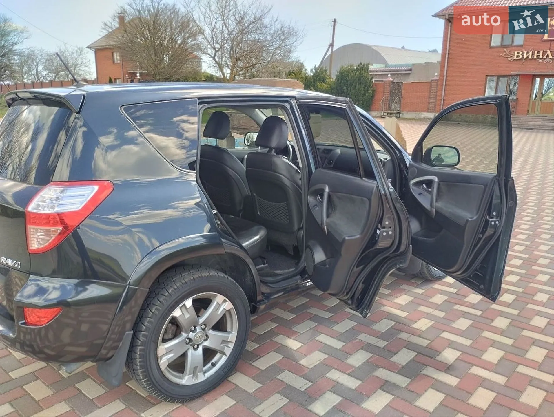 2011 Toyota RAV 4 - мініатюра 31