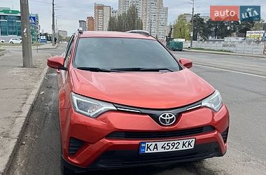 Внедорожник / Кроссовер Toyota RAV4 2015 в Киеве