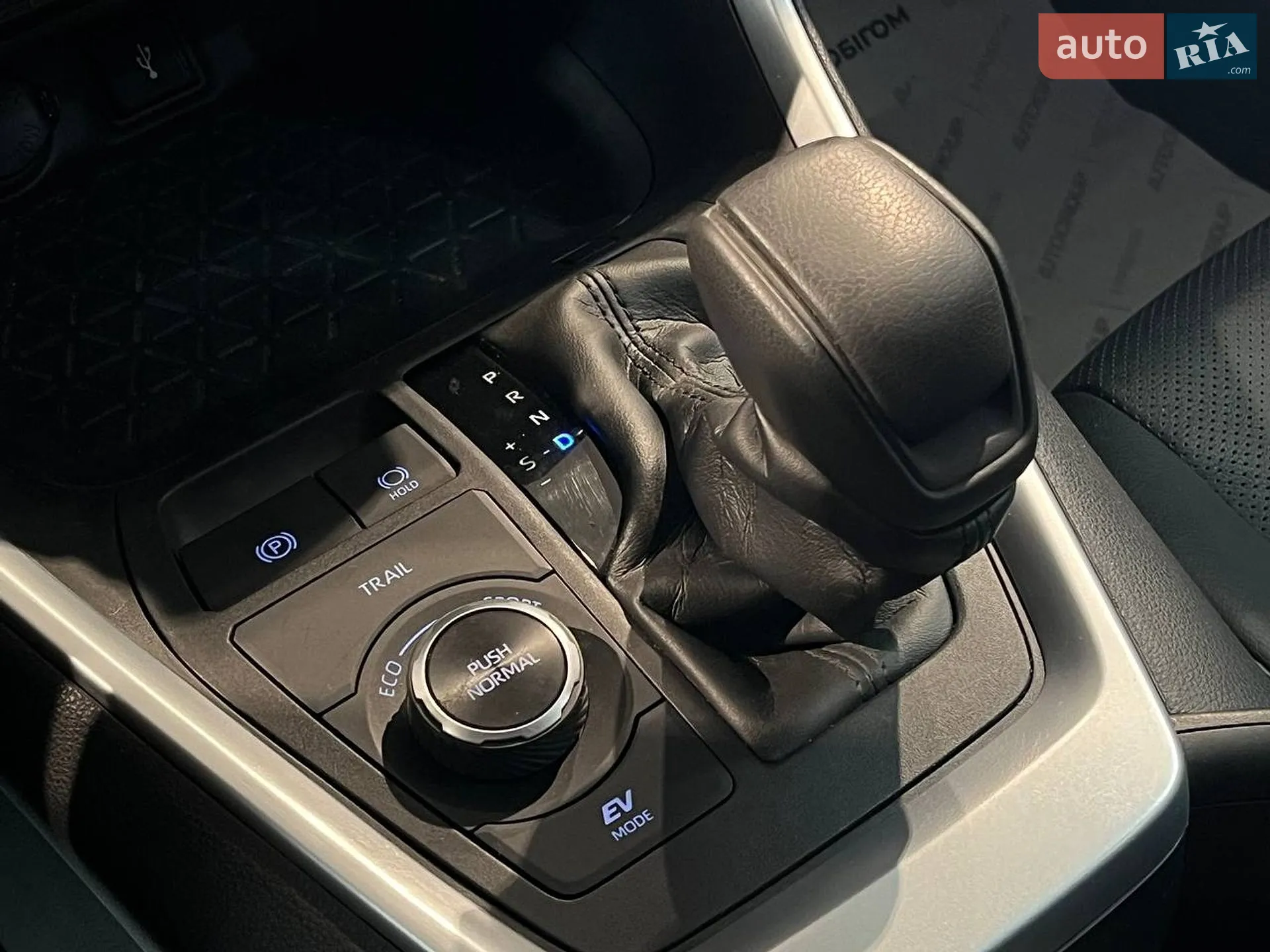 2022 Toyota RAV 4 - мініатюра 31