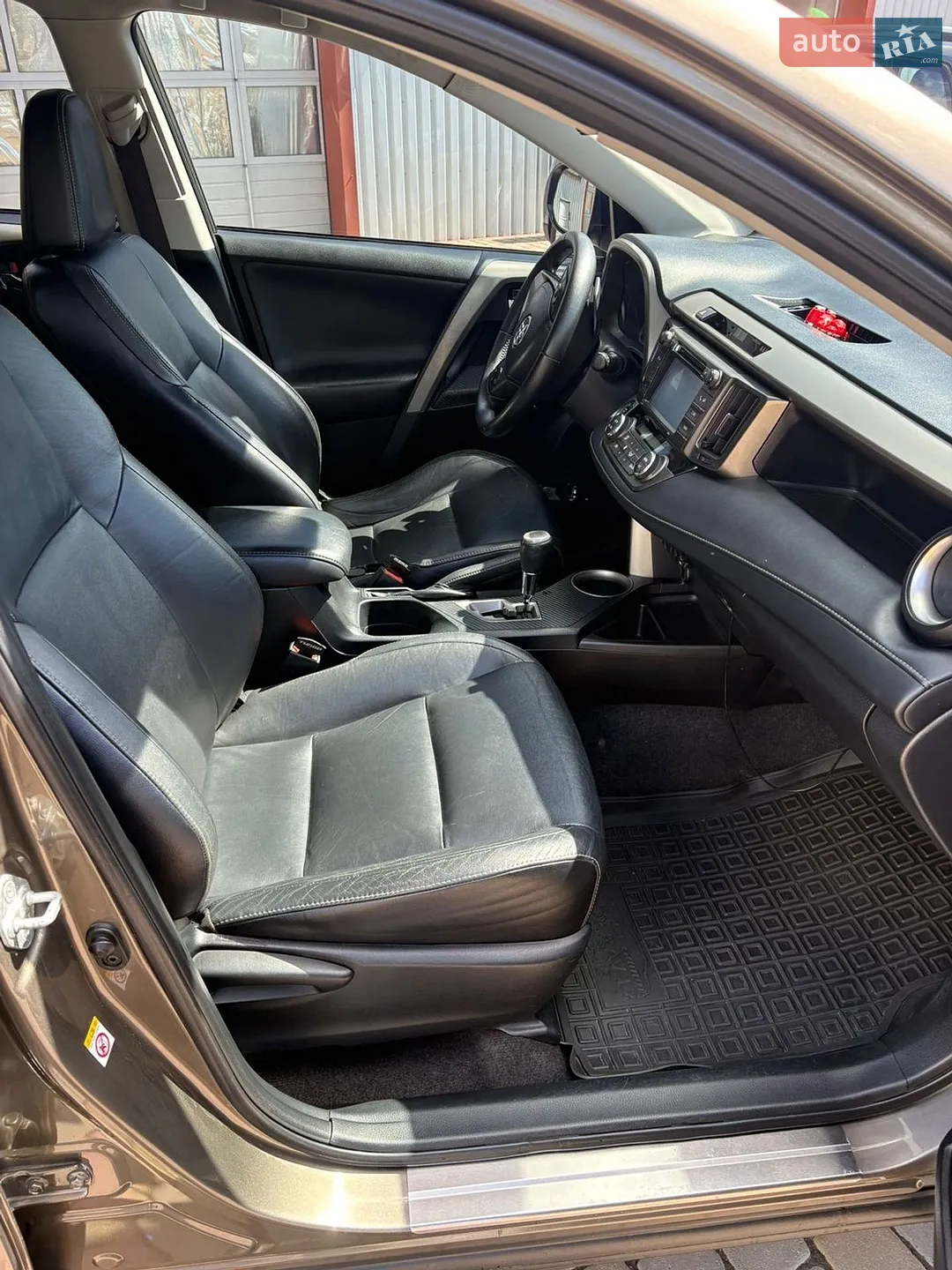2015 Toyota RAV 4 - мініатюра 6