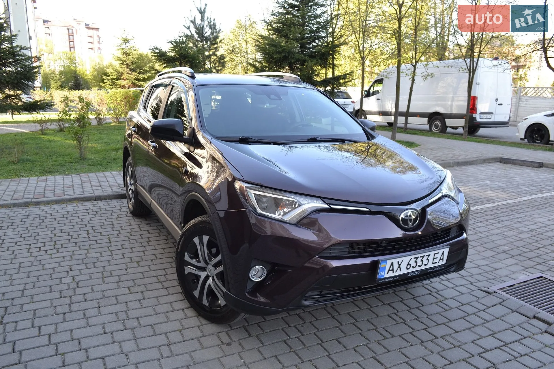 2017 Toyota RAV 4 - мініатюра 2