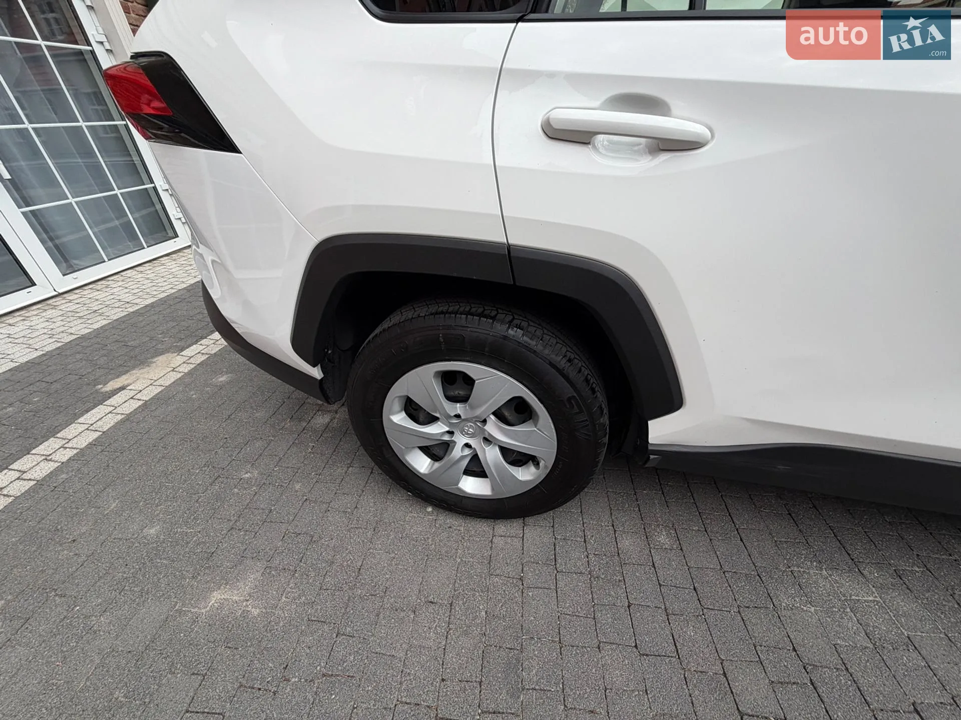 2021 Toyota RAV 4 - мініатюра 28