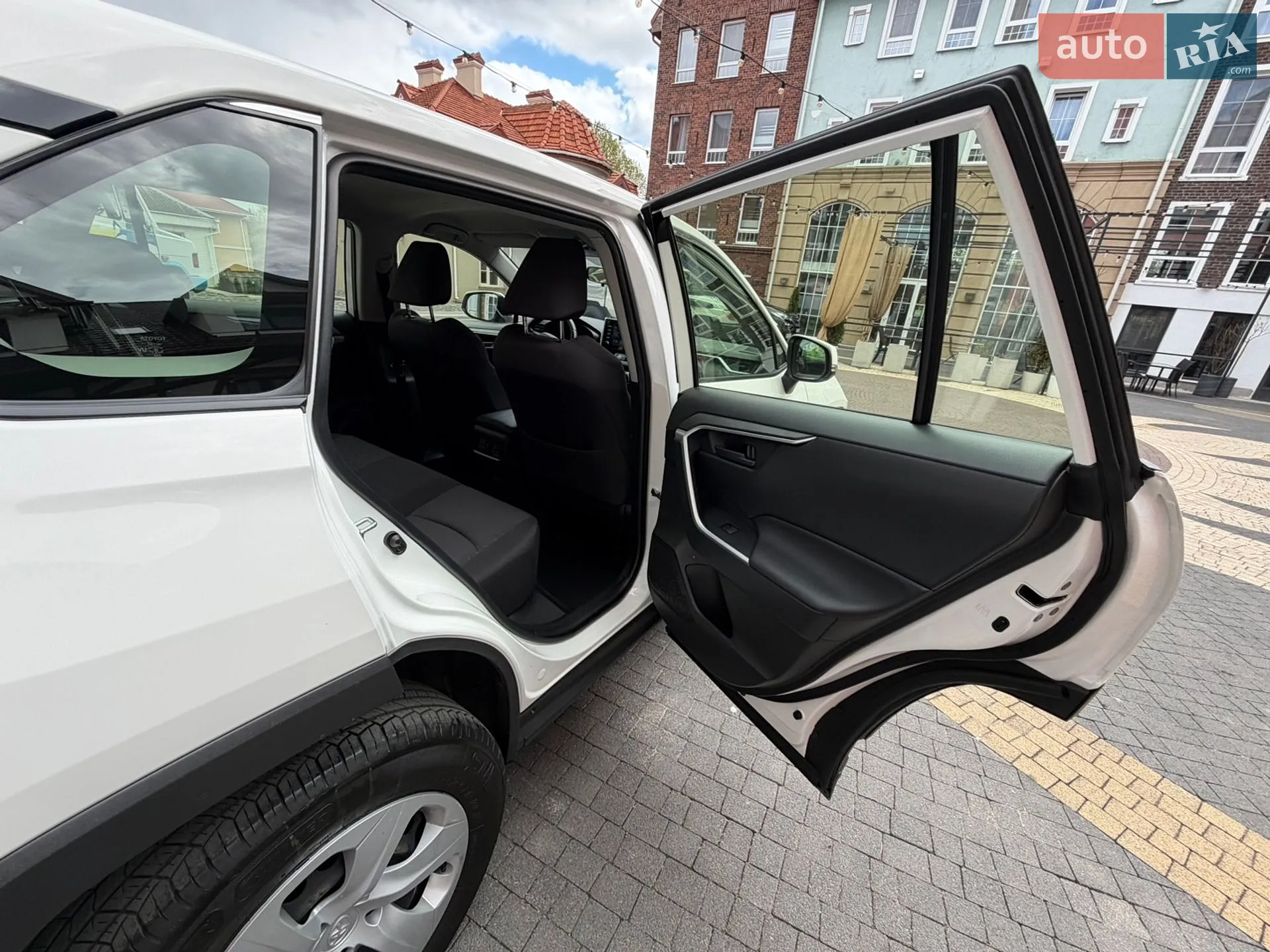 2021 Toyota RAV 4 - мініатюра 32