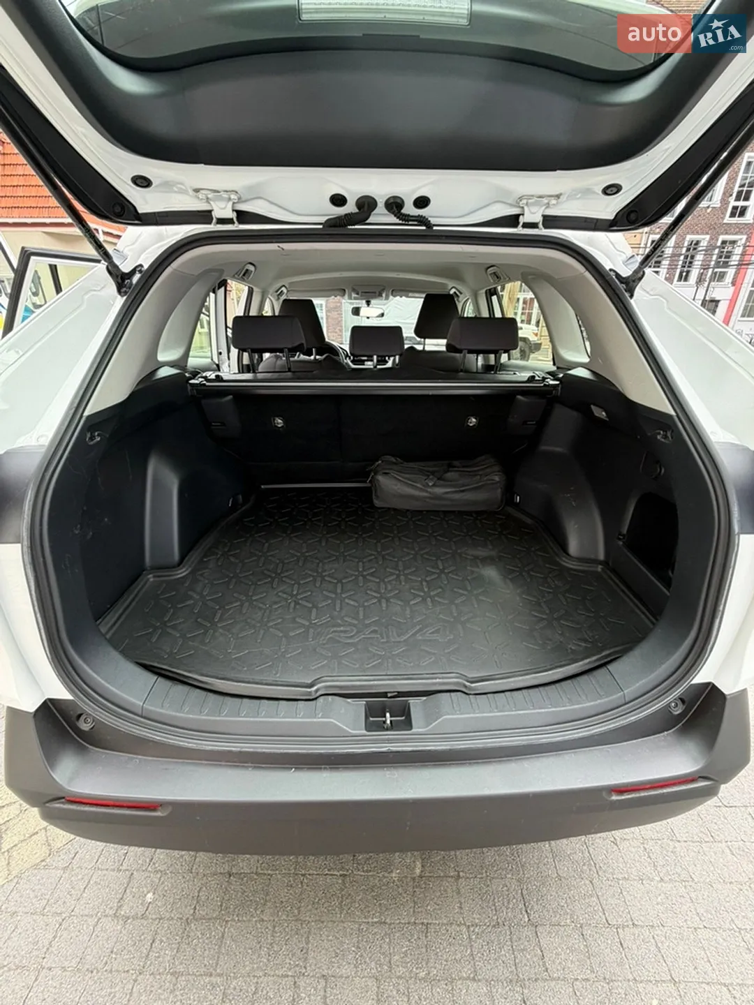 2021 Toyota RAV 4 - мініатюра 40