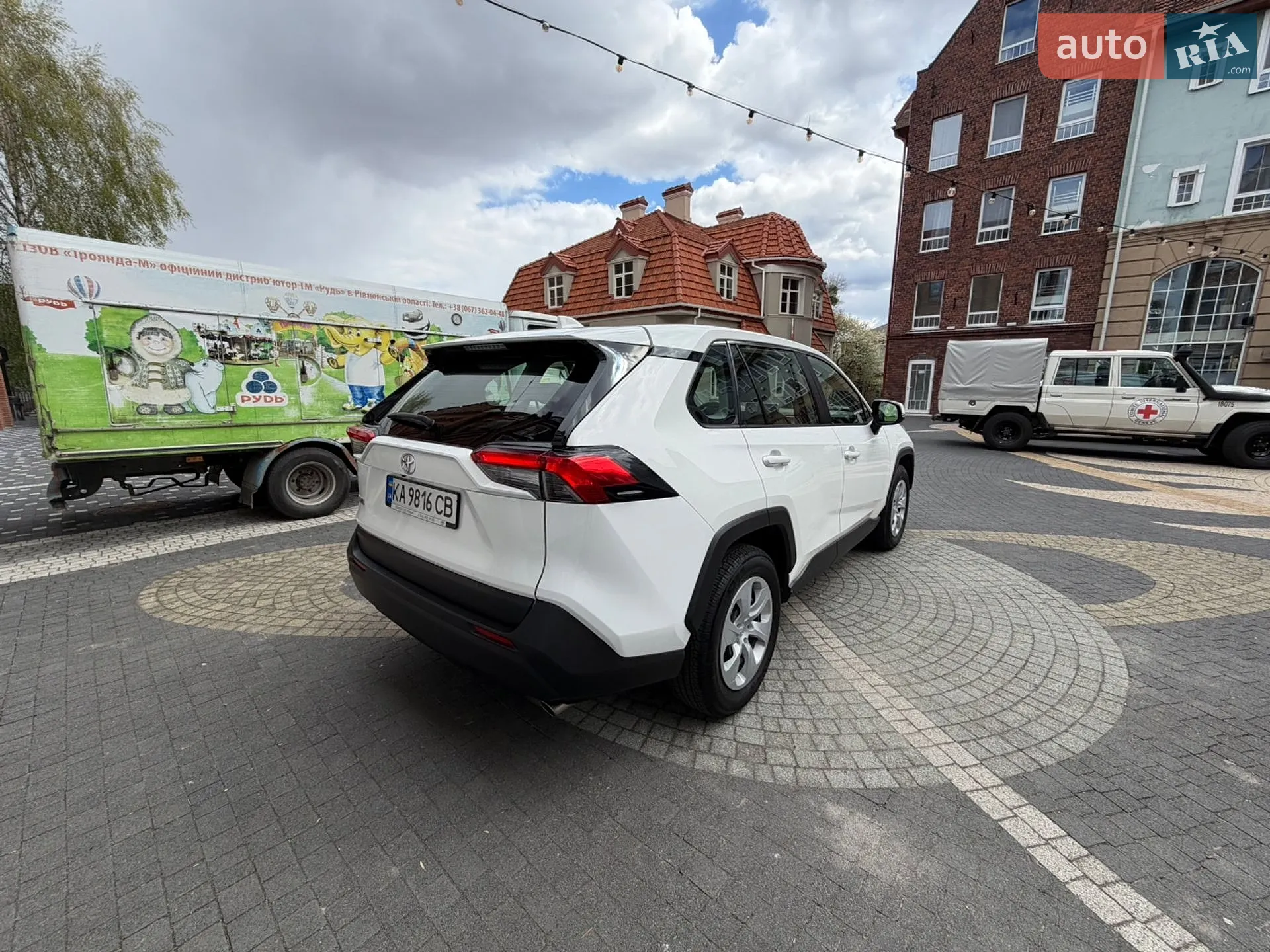 2021 Toyota RAV 4 - мініатюра 17