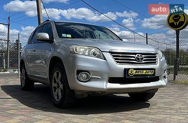 Позашляховик / Кросовер Toyota RAV4 2011 в Стрию