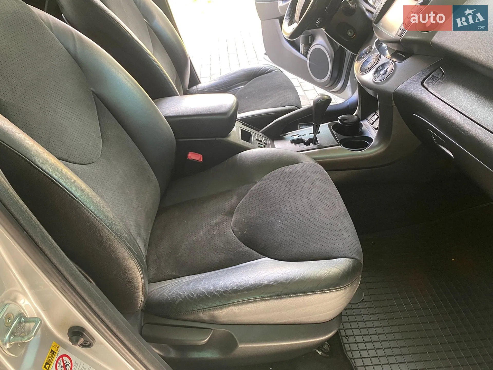 2011 Toyota RAV 4 - мініатюра 20