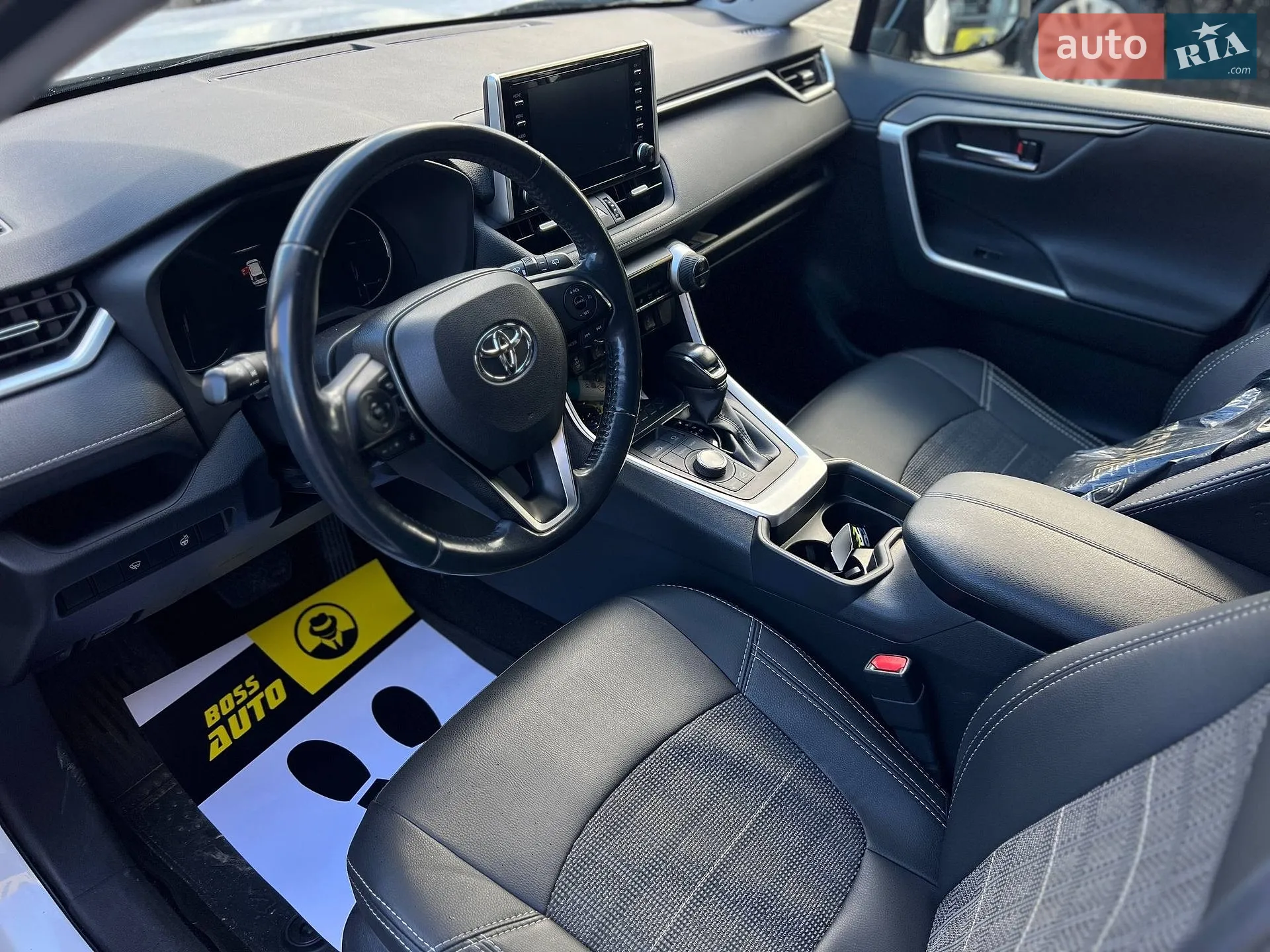 2019 Toyota RAV 4 - мініатюра 8