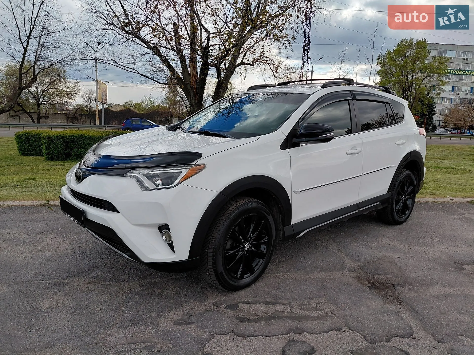 2018 Toyota RAV 4 - мініатюра 9
