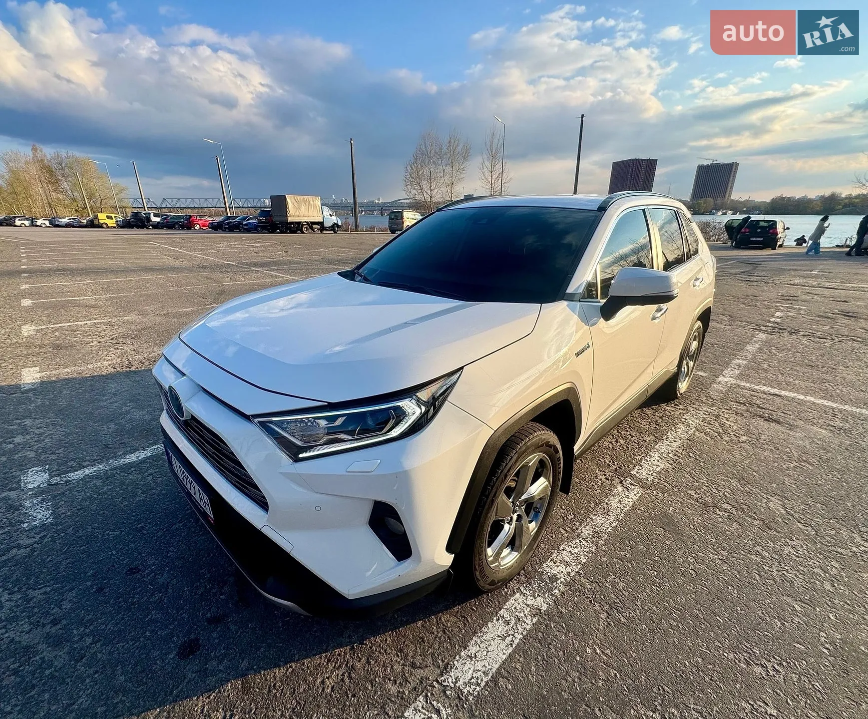 2019 Toyota RAV 4 - мініатюра 6