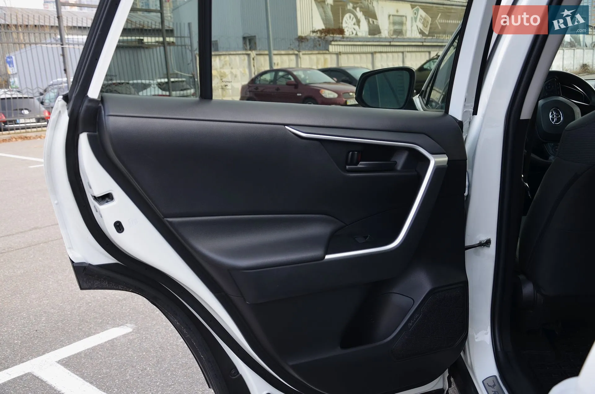 2022 Toyota RAV 4 - мініатюра 28