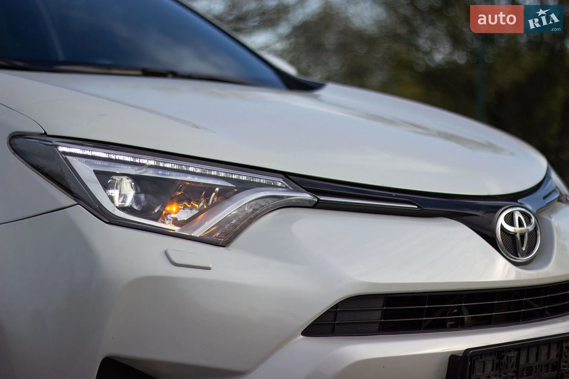 2017 Toyota RAV 4 - мініатюра 27