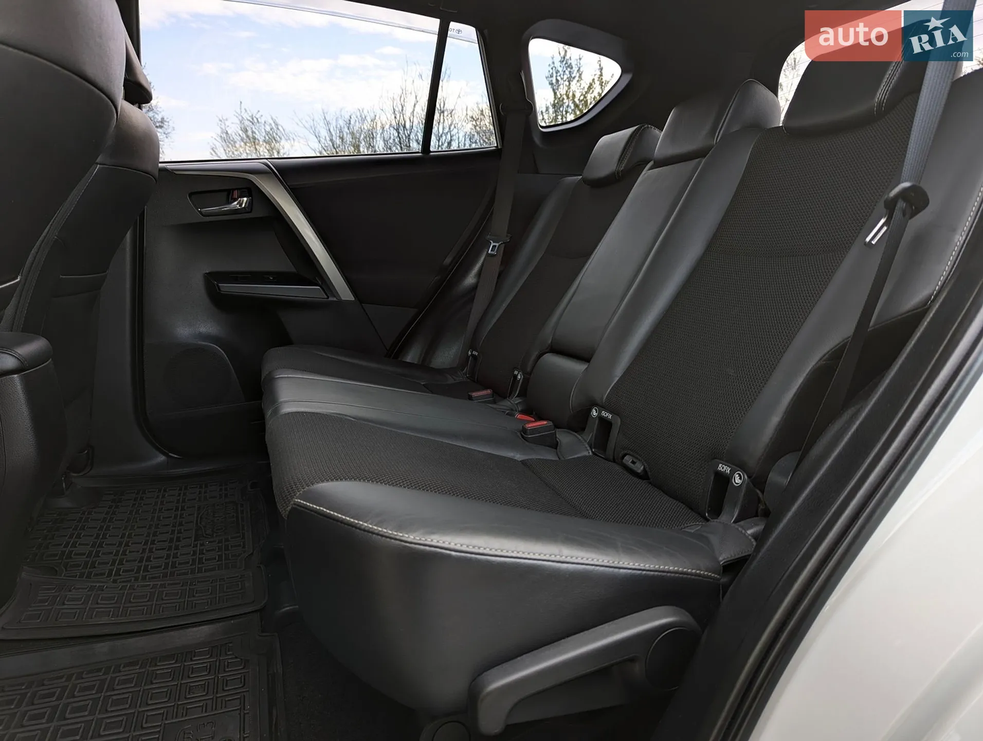 2017 Toyota RAV 4 - мініатюра 48