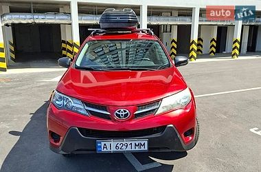 Внедорожник / Кроссовер Toyota RAV4 2015 в Киеве