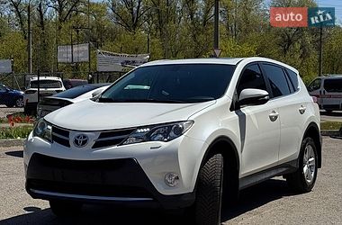 Внедорожник / Кроссовер Toyota RAV4 2014 в Полтаве