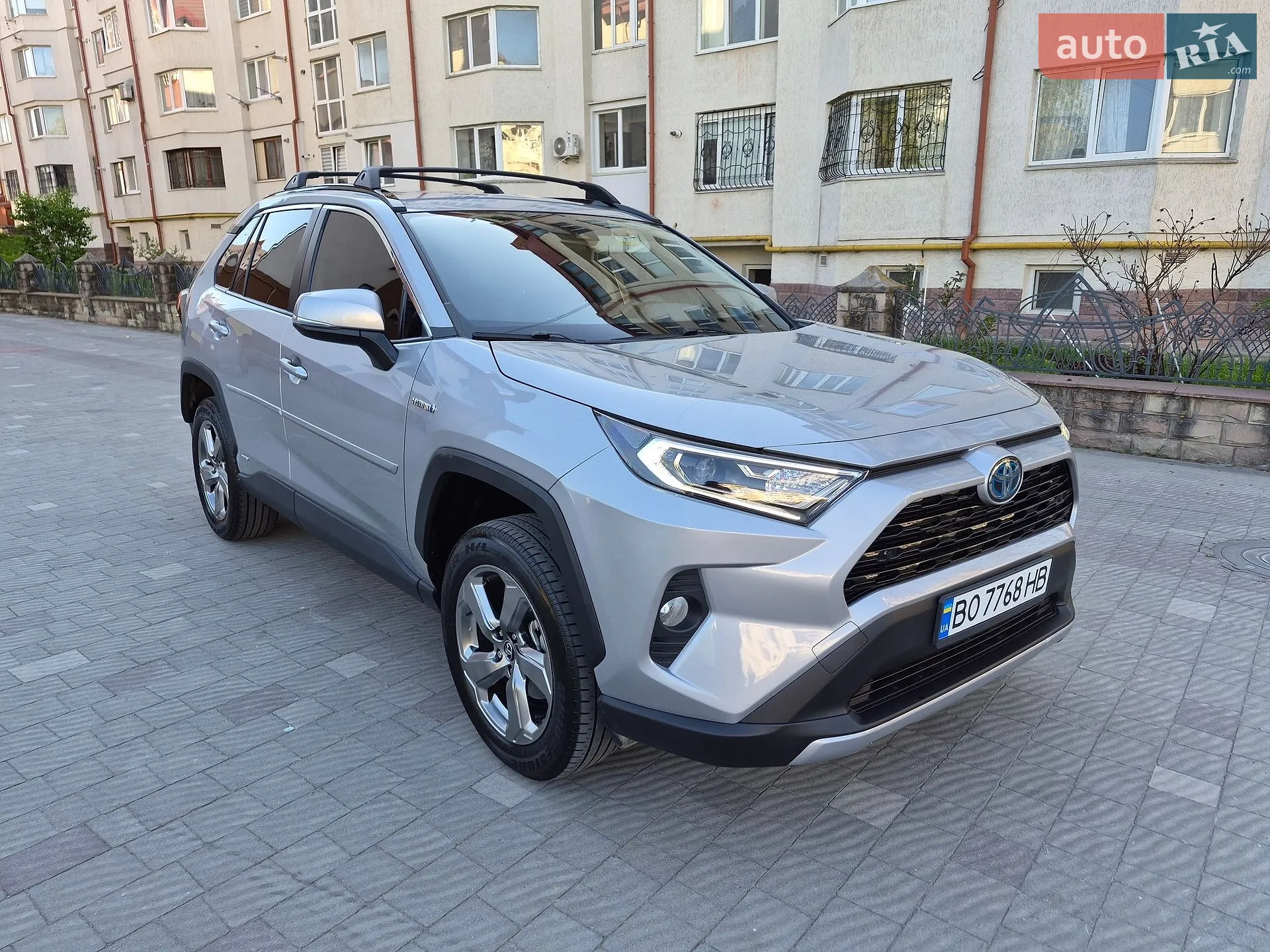 2020 Toyota RAV 4 - мініатюра 13