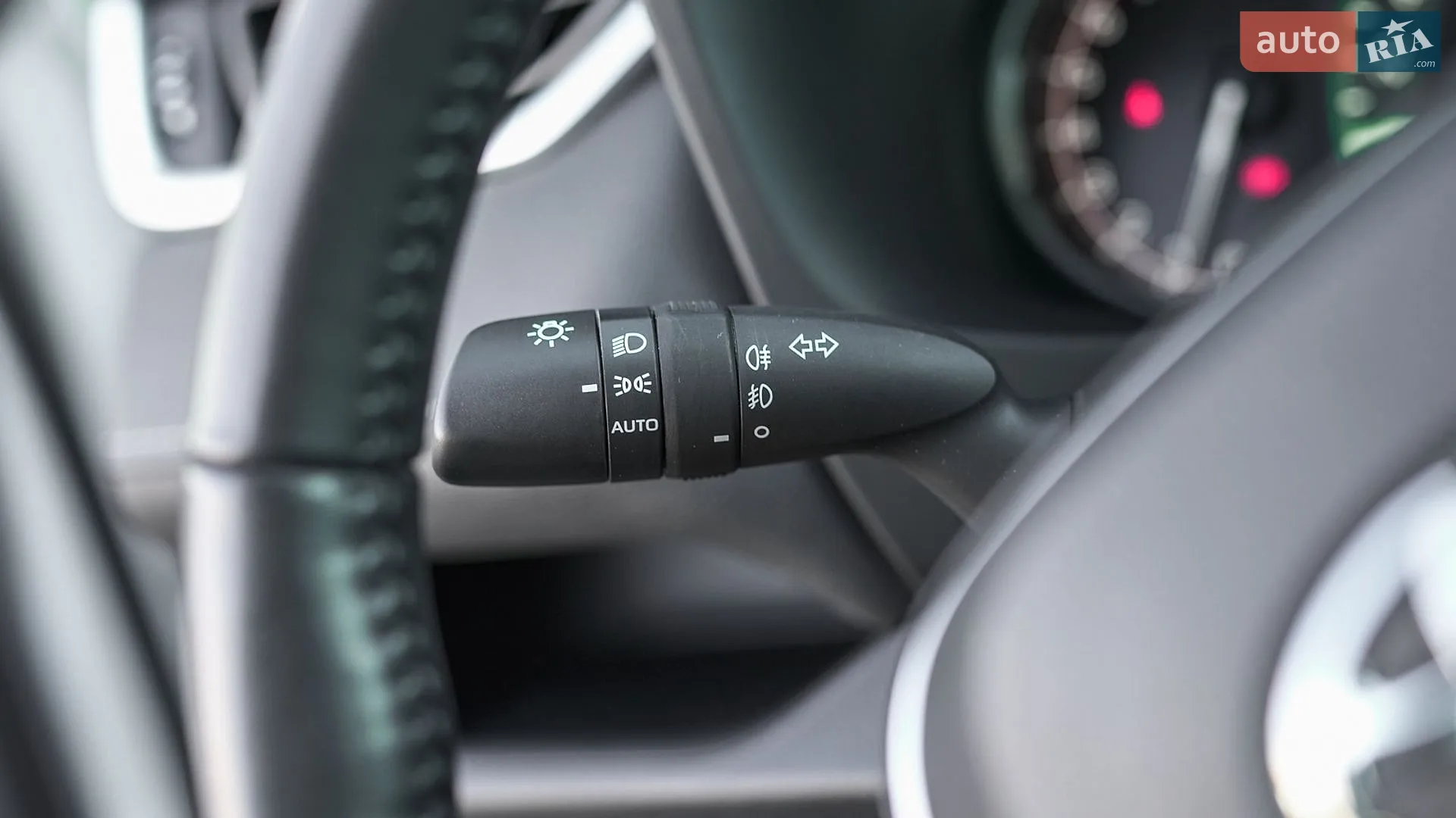 2022 Toyota RAV 4 - мініатюра 18