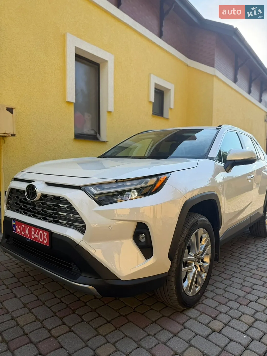 2025 Toyota RAV 4 - мініатюра 6