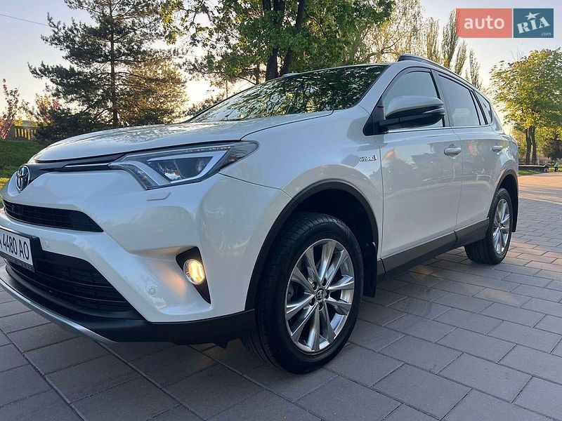 Toyota RAV4 2017