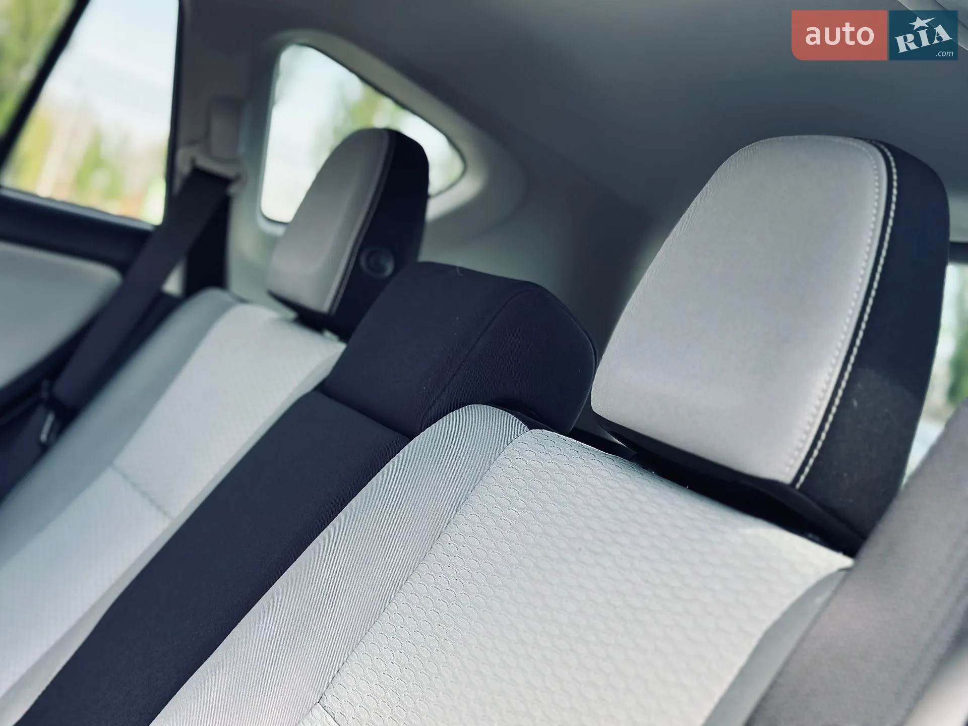 2016 Toyota RAV 4 - мініатюра 17