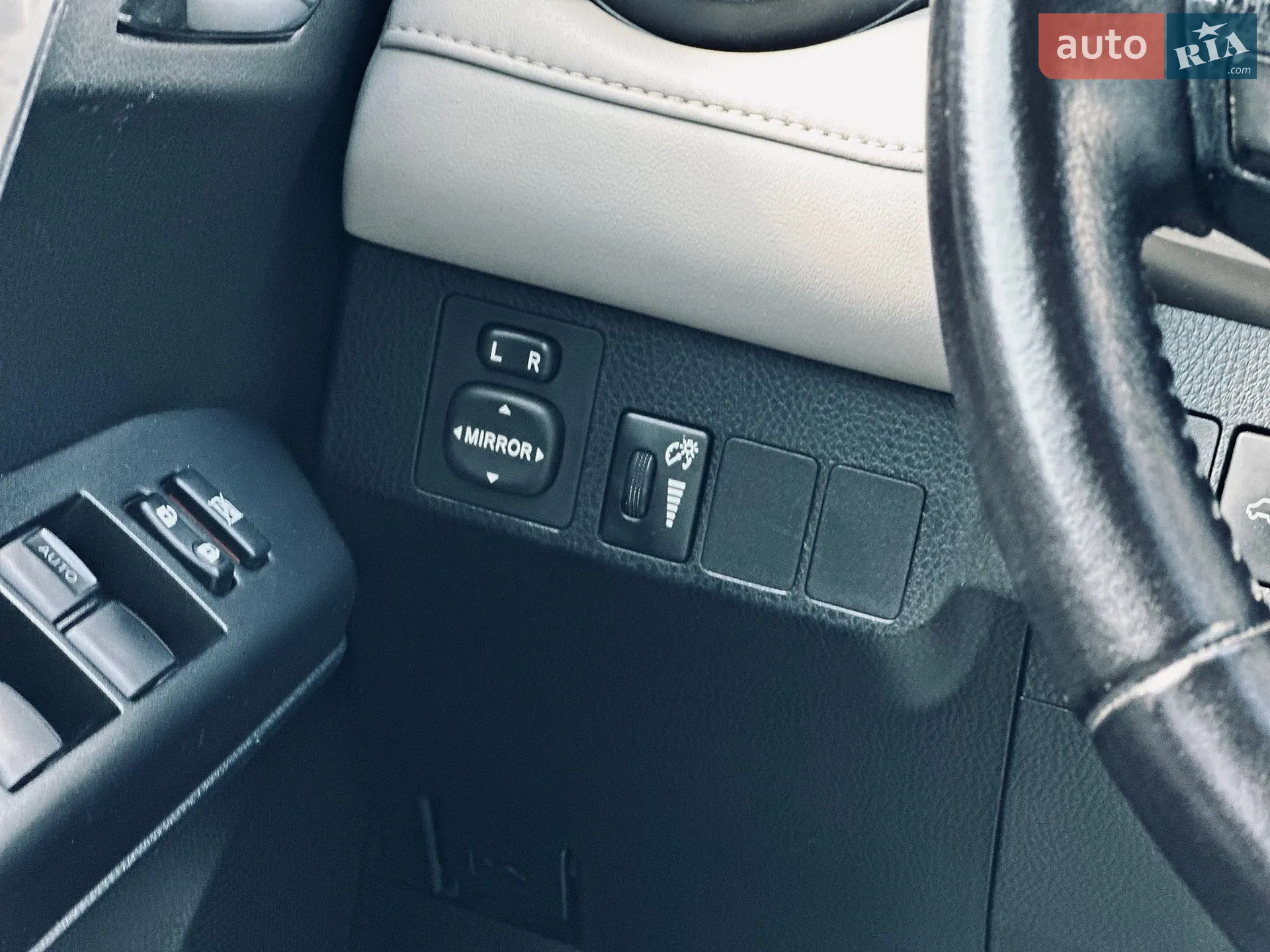 2016 Toyota RAV 4 - мініатюра 35