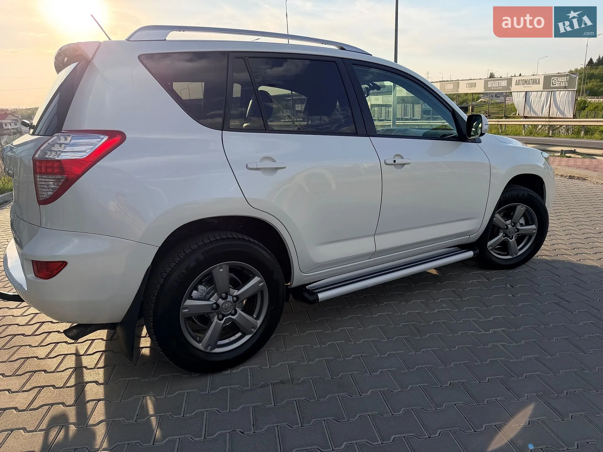 2012 Toyota RAV 4 - мініатюра 11