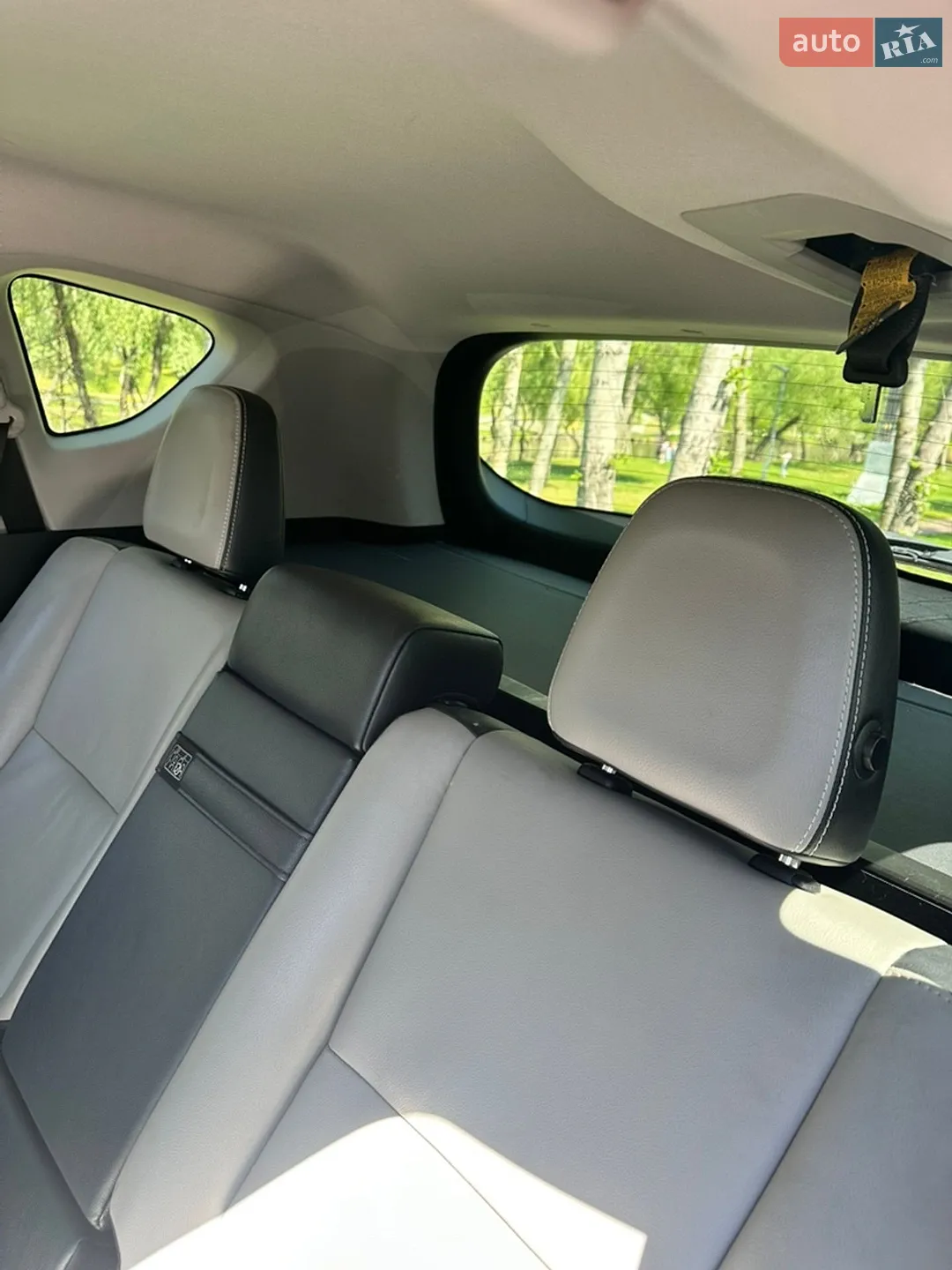 2017 Toyota RAV 4 - мініатюра 9